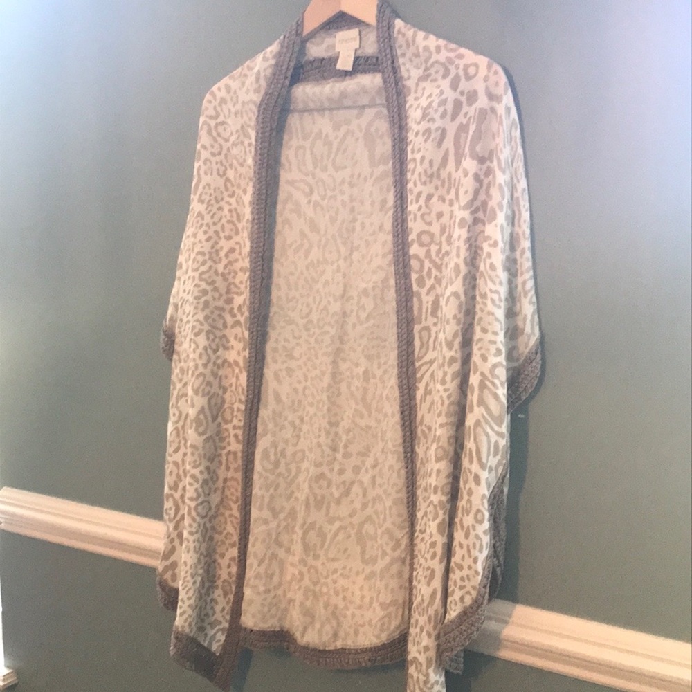 Chico’s animal print kimono with crochet edges. Boho, casual, loose fit, slouchy